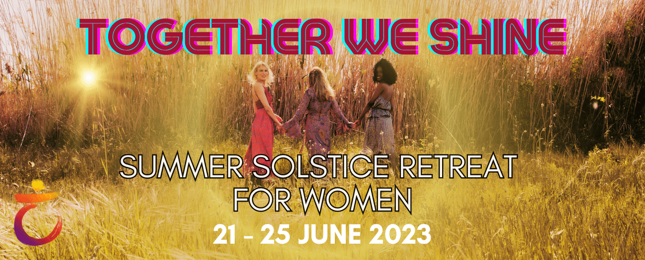 women-field-shine