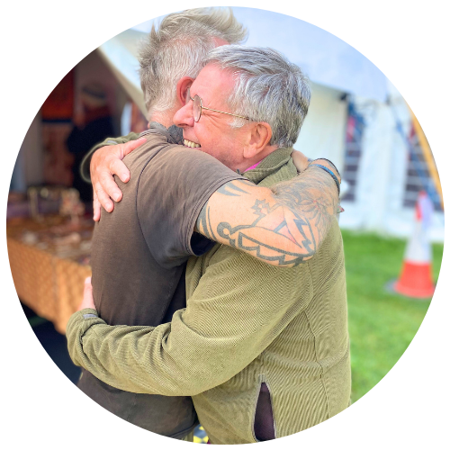 people-hugging